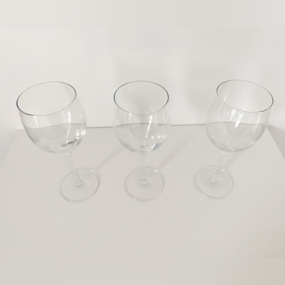 Vintage Wine Glasses, Set of 3 - Picture 4 of 4
